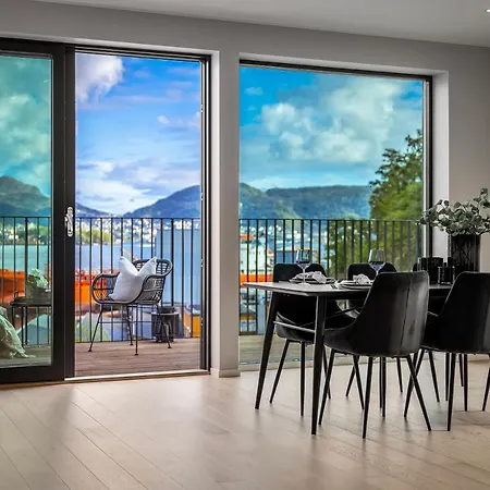 Pent House In