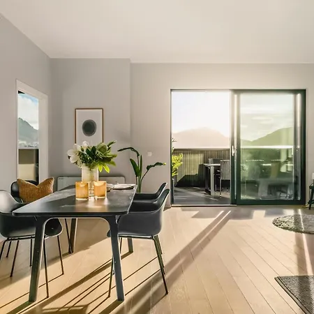 Pent House In Apartment